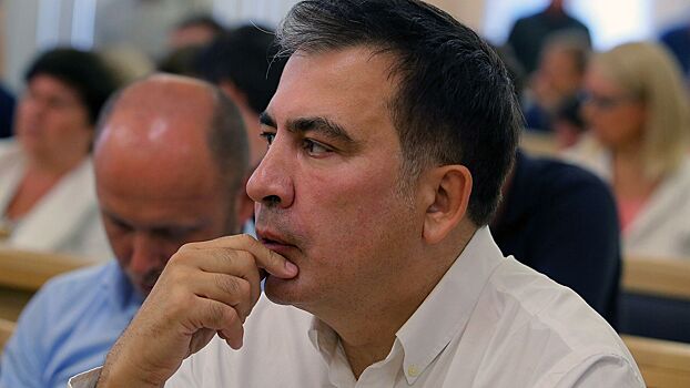 Саакашвили упал в обморок в госпитале