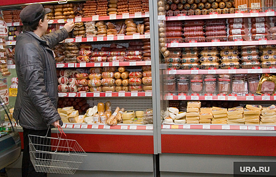 Свердловский продавец рассказала об обматерившем ее «фээсбешнике». «Зашел весь на понтах»