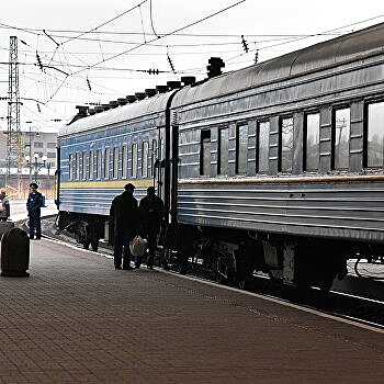 Машина времени вместо поезда. По пути из Москвы в Харьков попадаешь в советское детство