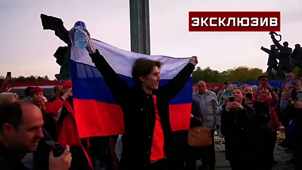 Мать пришедшего с флагом РФ к мемориалу в Риге юноши объяснила его поступок