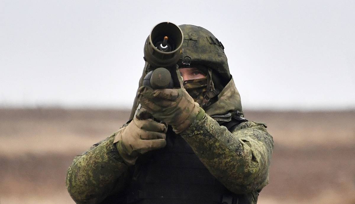 Украина ночью атаковала три региона России