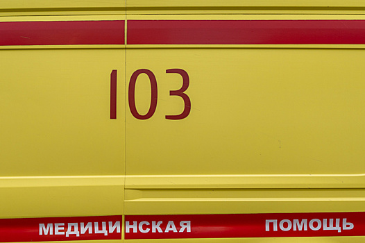 На Кубани автоледи отправила легковушку в поле и загубила подругу