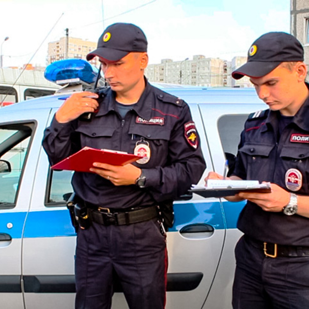 Какая техника используется в полиции. Патрульно-постовая служба полиции. Полицейский патрульно-постовой службы. Сотрудники патрульно-постовой службы полиции. ППС патрульно-постовая служба.