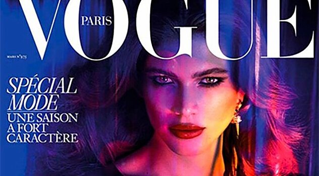 На обложке Vogue впервые появилась модель-трансгендер