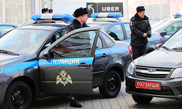 Посетители бара в центре Москвы устроили стрельбу