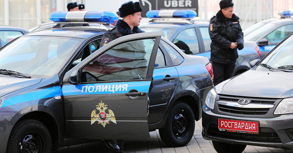 Посетители бара в центре Москвы устроили стрельбу ...
