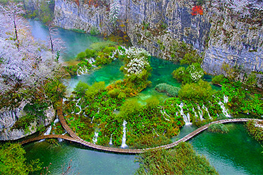 Туристам в Хорватии запретили делать селфи в шлепанцах