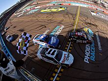 В гонке NASCAR Cup Series произошёл завал с участием одиннадцати пилотов