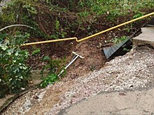 Оползень разрушил дорогу в Сочи