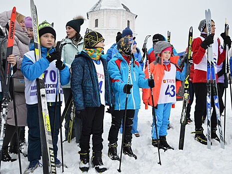 В тверском парке "Тьмака" прошла Новогодняя лыжная гонка