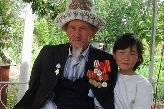 Ветеран войны в Киргизии посадил сад в честь погибших однополчан