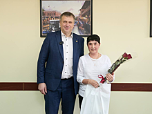 Мэр Самары Иван Носков поздравил сотрудниц МП «Благоустройство» и обсудил подготовку к весенней генеральной уборке