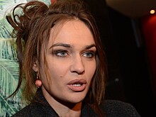 Губастый фастфуд: Алена Водонаева раскритиковала жен рэперов