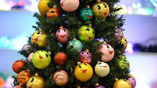 Аллергологи дали советы по установке новогодней елки