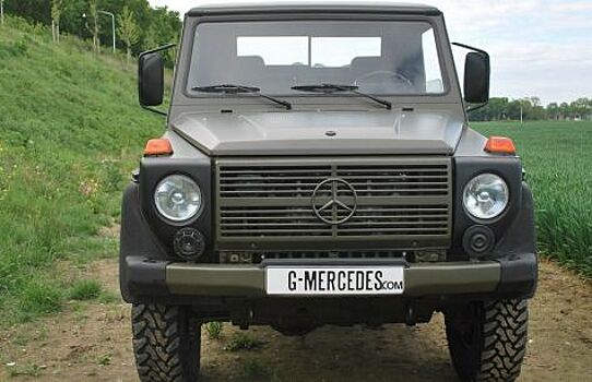 В Сети продают армейский грузовик “Гелендваген”
