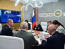 Минниханов и глава ВК обсудили внедрение отечественных цифровых решений в Татарстане