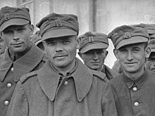 Что стало с пленными поляками в СССР