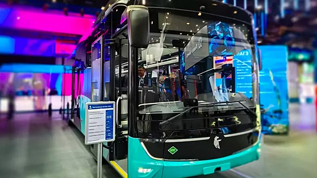 Представлен новый пассажирский автобус КамАЗ-5222