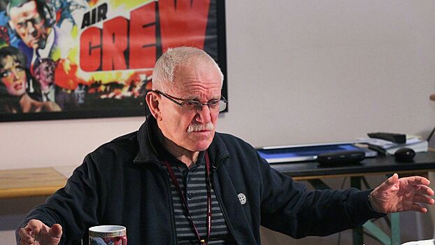 Режиссер Александр Митта находится в критическом состоянии