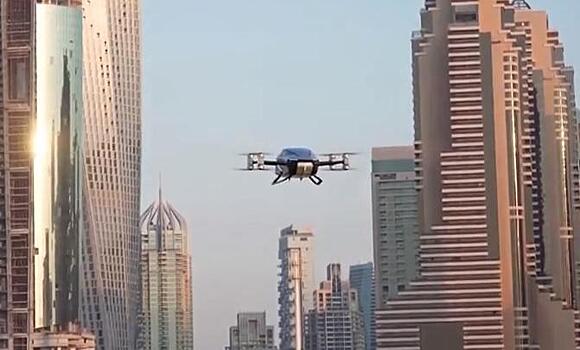Дождались: летающий автомобиль протестировали в Дубае