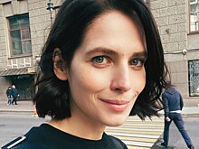 Юлия Снигирь удивила дерзкой стрижкой с торчащими черными волосами: «Неожиданно!»