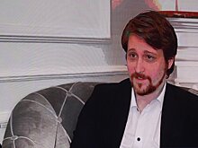 Сноуден заявил, что США создали панику вокруг воздушных объектов для отвлечения внимания