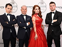 Олег Газманов с сыновьями поддержал дочь-дебютантку на Балу Tatler