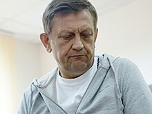 Новосибирский суд продлил срок ареста экс-главы медцентра им. Мешалкина