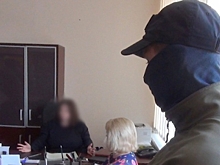 В Великом Новгороде ректор института поймана на взяточничестве