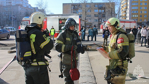 В Вологде отработали способ эвакуации пострадавших из ТЦ