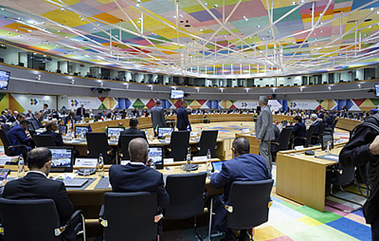 Совет ЕС решил приостановить вещательную деятельность в странах объединения трех СМИ РФ