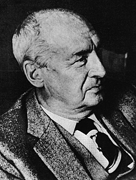 Владимиру Набокову - 125 лет. Вспоминаем лучшие книги парадоксального писателя