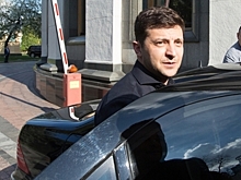 Зеленский потренировался становиться президентом