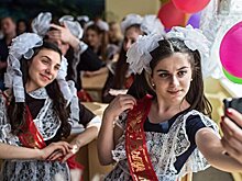 Выпускникам захотели дать год на выбор профессии