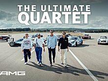 Гонщики Mercedes-AMG и Тото Вольф протестировали культовые машины марки