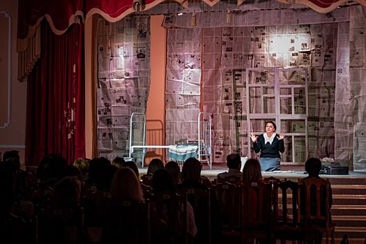 В Курске показали спектакль о Марине Цветаевой