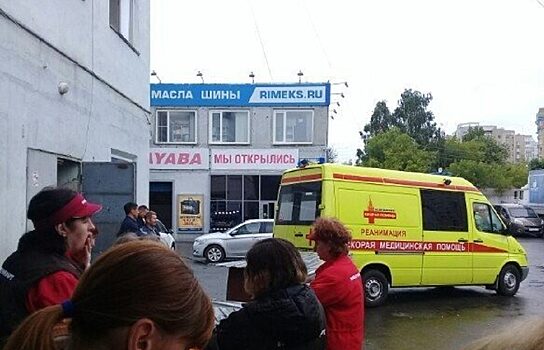 В Екатеринбурге курьер убил сотрудника «Мегамарта» из-за собачьей будки