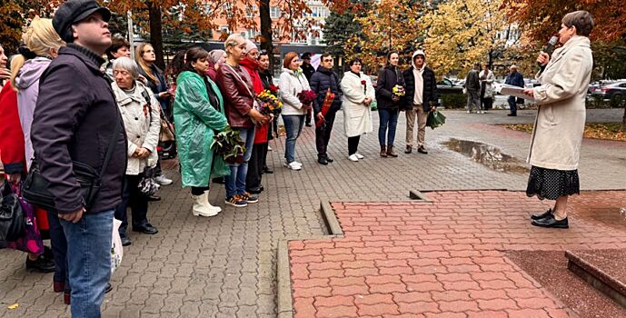 В донской столице отметили 210-летние со дня рождения М.Ю. Лермонтова