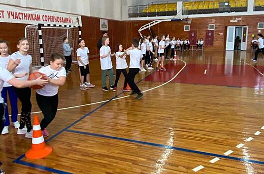 Выселковские казачата проявили себя в казачьих спортивных играх