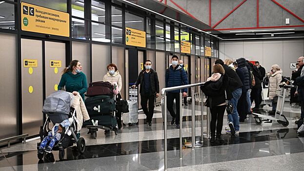 Девушка солгала на работе о болезни ради полета на Бали и встретила начальника в аэропорту