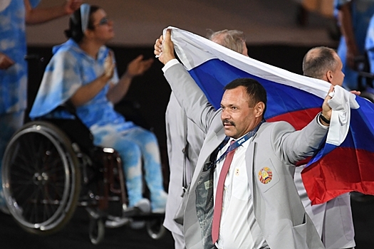 В Белоруссии рассказали о применении силы к паралимпийцам с флагом РФ