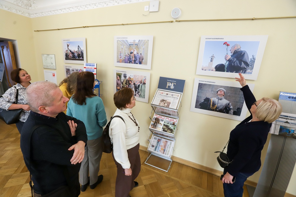 Журналисты показали «Петербург на первой полосе»