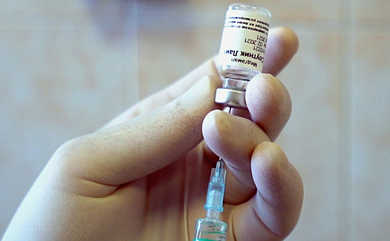 Гинцбург рассказал об условиях ревакцинации «Спутником Лайт»