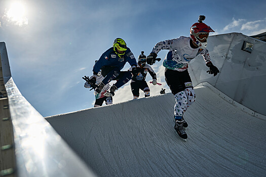 Соревнования по скоростному спуску на коньках Red Bull Ice Cross пройдут 29 января под Петербургом