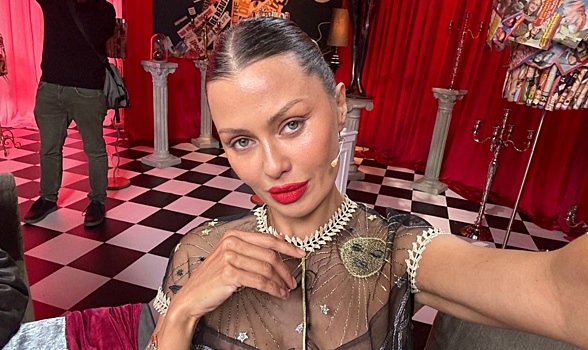 «Рожа не треснет»: поклонники прокомментировали желание Бони побаловать себя сладостями