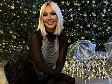 Лера Кудрявцева посетила каток вместе с мужем и дочерью