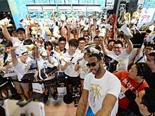 На встречу с Трэйси Макгрэйди в Китае пришло большое количество поклонников