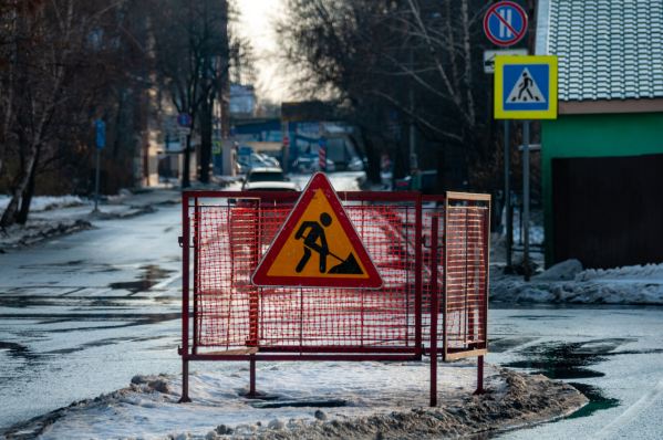 В Тюмени отремонтировали больше 800 участков дорог к школам и детсадам