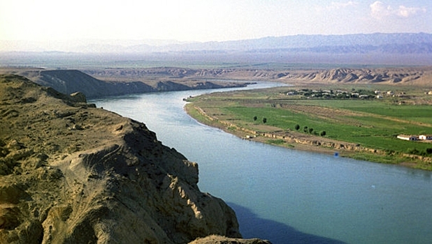 Жапаров призвал стимулировать Киргизию и Таджикистан накапливать воду