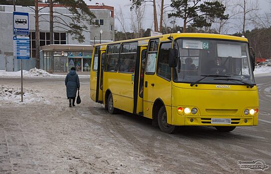 Водитель автобуса в Екатеринбурге сбил 82-летнюю пенсионерку